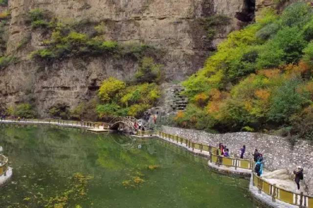 只是去个公园，却翻了几座山！