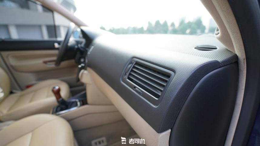 开了44万公里的大众老宝来，竟然还和新车一样！你见过吗？