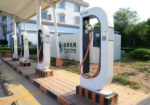 共享汽车哪家最便宜？24家分时租赁平台租车收费大比拼！