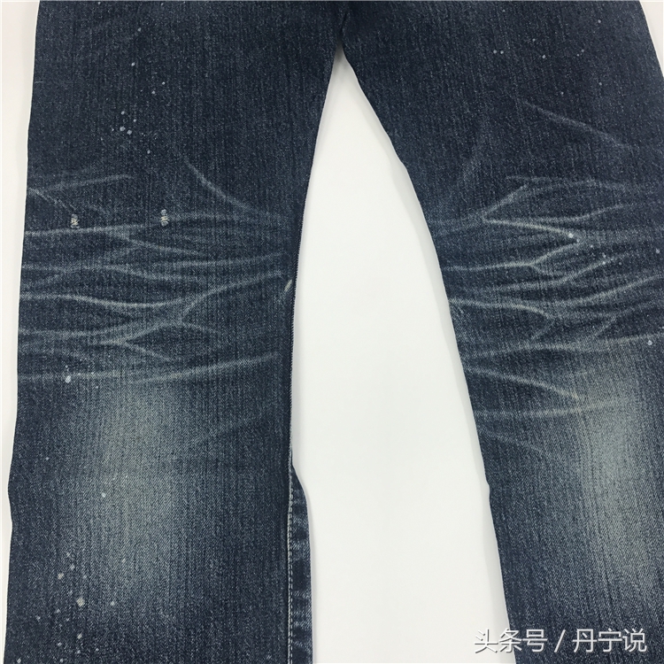 陈冠希震憾潮流界神奇作品：竟是一条陈旧泼墨破坏的长寿牛仔裤