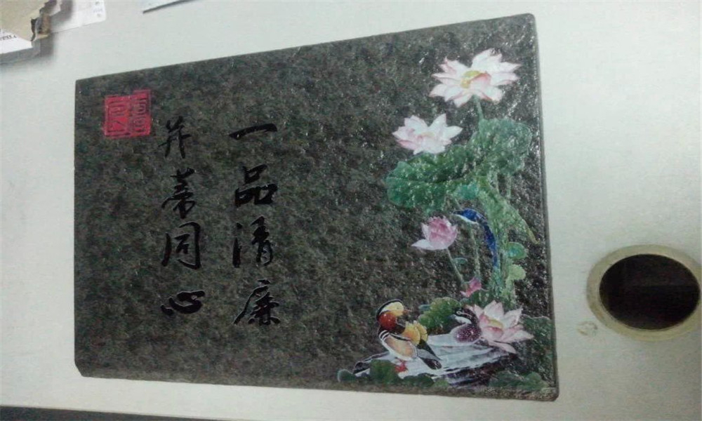 uv打印機是怎樣打印浮雕效果產品的？