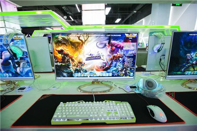 为什么网吧的电脑配置低,速度却很快?