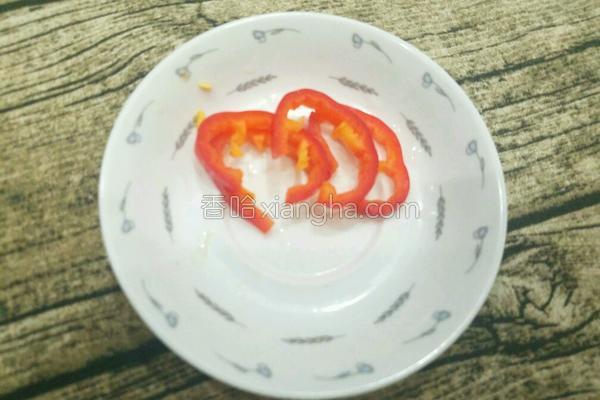 腊肉别再蒸着吃，4款家常做法简单又美味，好吃的不要不要的！