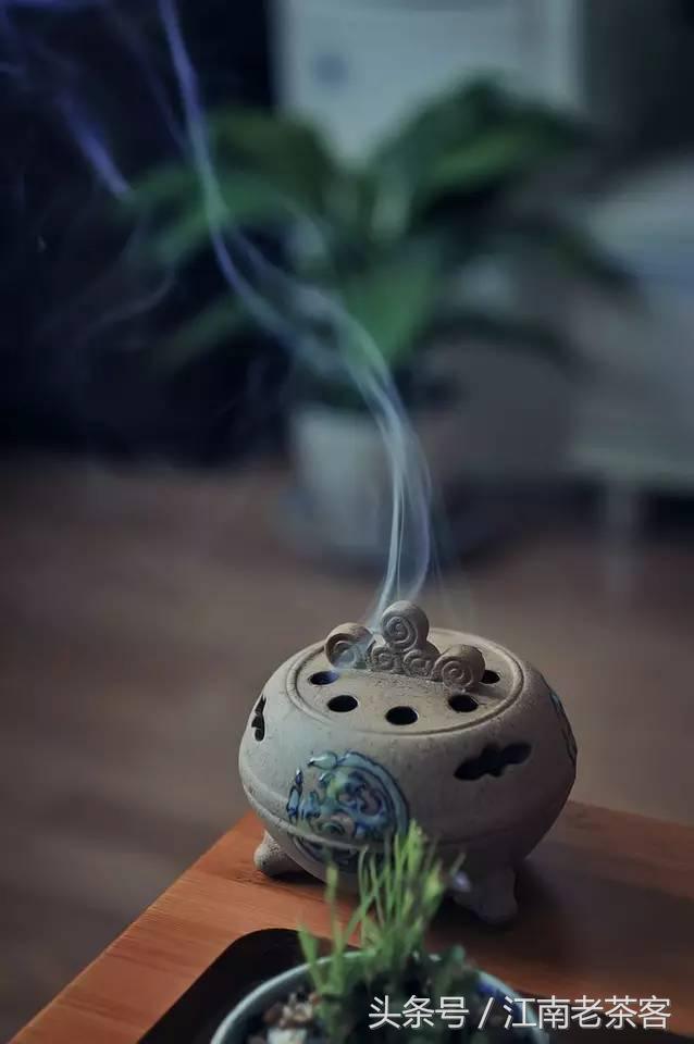 懂茶妹说茶｜一壶清茶，一颗静心