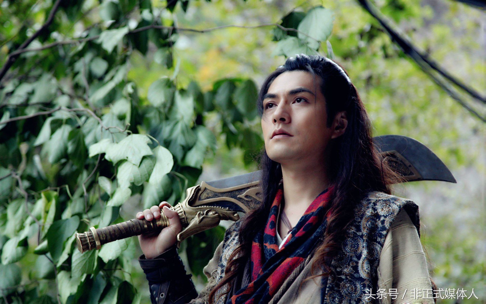 古龙小说改编《飘香剑雨》热播，里面的英雄和武器来历你知道吗？