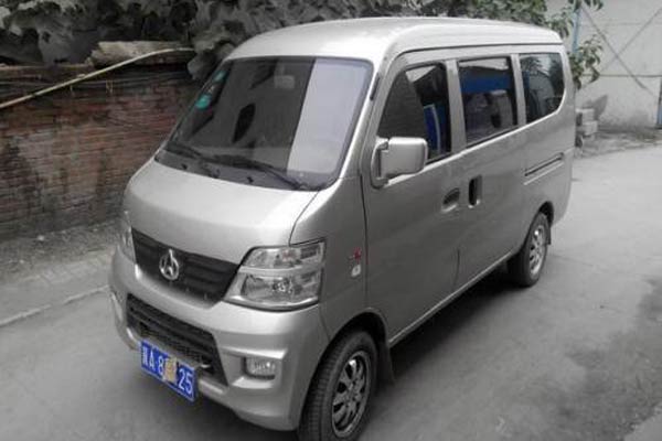 诸多实用小功能 长安之星2代小改之加装DVD电视