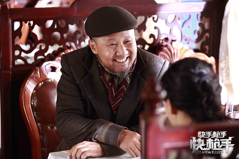 《快手枪手快枪手》:腾格尔演得实在好,爆笑之后是会心一笑