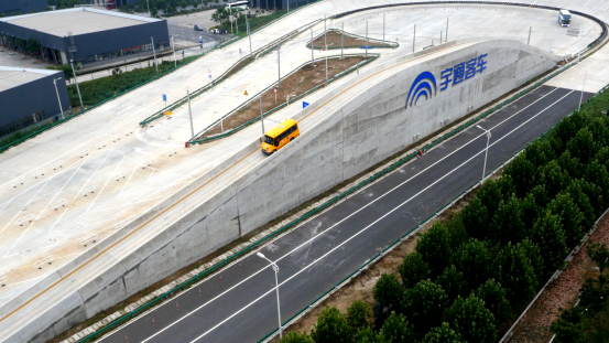 亲历测试 宇通校车走心儿童“安全路”