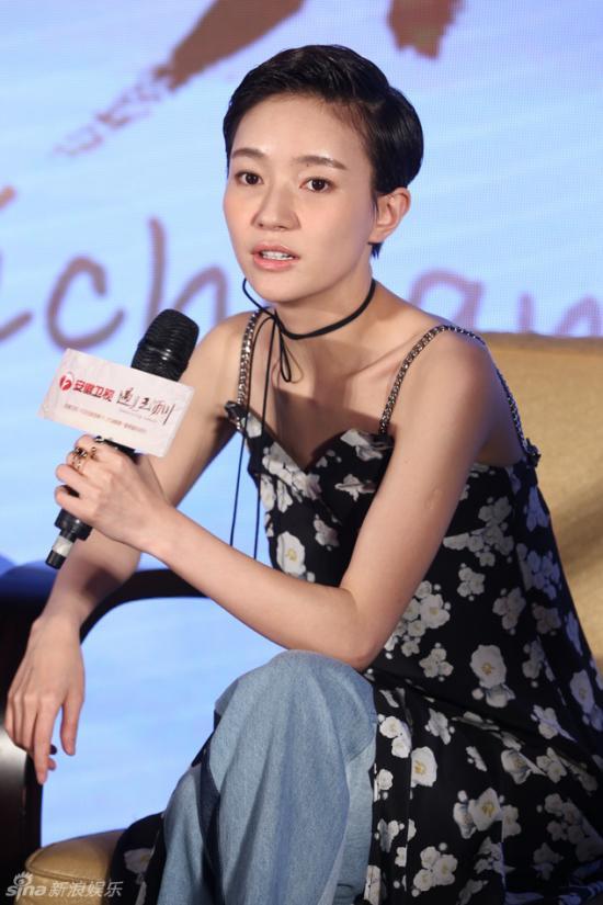 [独家]焦俊艳4年变化这么大!爱炒股,可攻可受,不怕说长得老