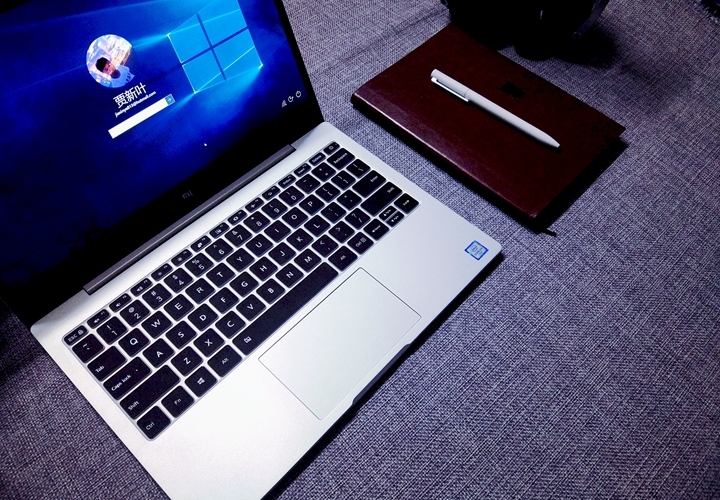 小米笔记本air12动手玩:业界良心