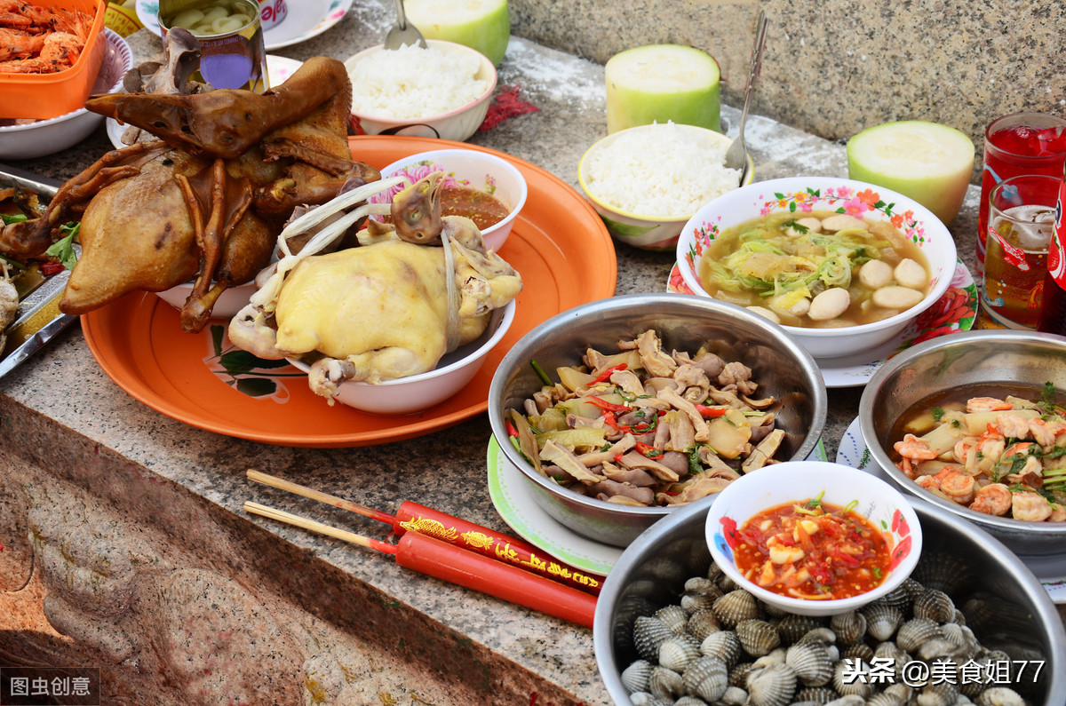 冬至，闽南媳妇祭祀祖先，准备十几碗美食，邻居都夸：这媳妇能干