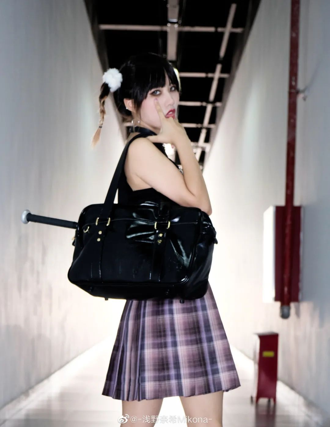 妹子摄影 – 背心短裙不良少女，@-浅野奈希Mikona-，不一样的小辣妹_图片 No.7