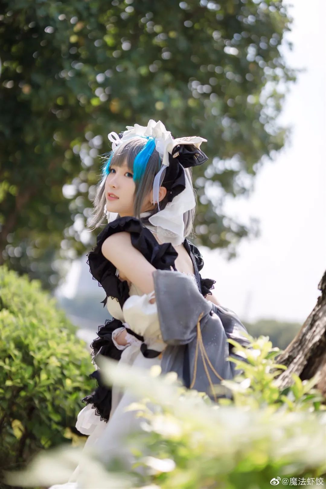 cosplay -《碧蓝航线》柴郡(@魔法虾饺)，花丛中的温柔女仆小姐姐_图片 No.8