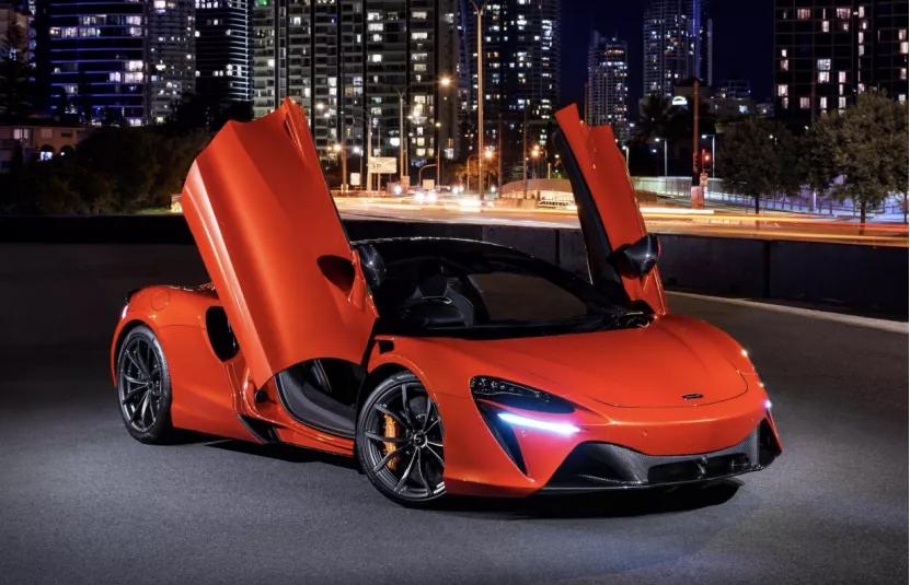 上汽奥迪Q5 e-tron即将亮相；国内油价或迎第13次涨价