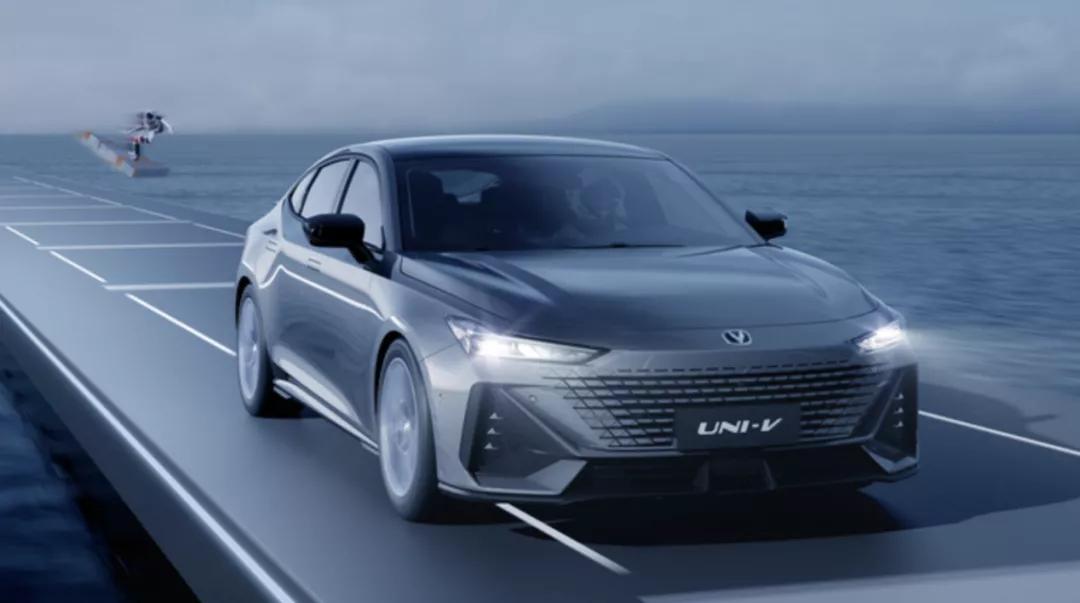 广州车展抢先看|搭载V8的红旗、酷似A7的长安，你期待谁？