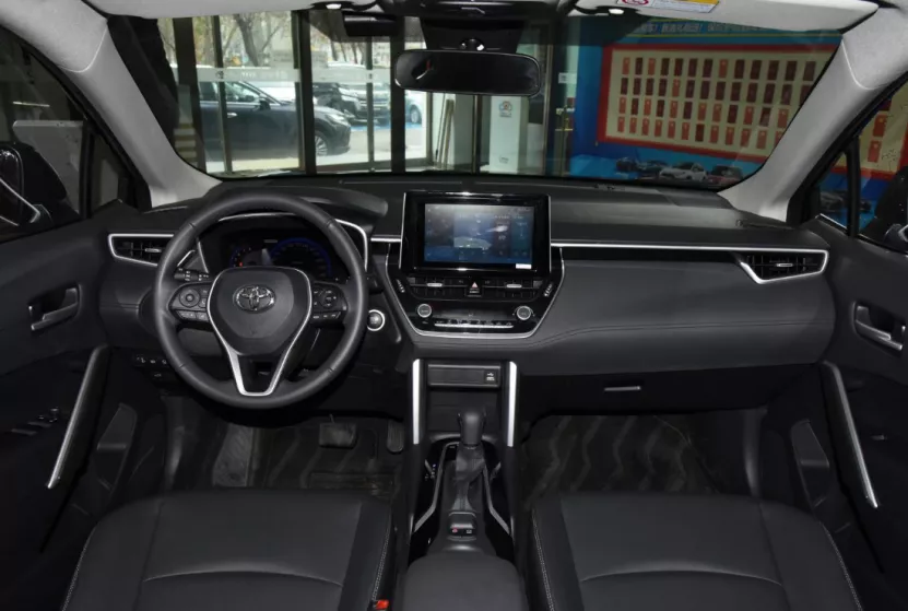 威马新能源车在充电站自燃；北汽BJ212将推出新一代车型