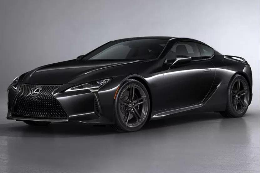 宝马M135i xDrive官图公布；本田CB1100系列发布最后一款