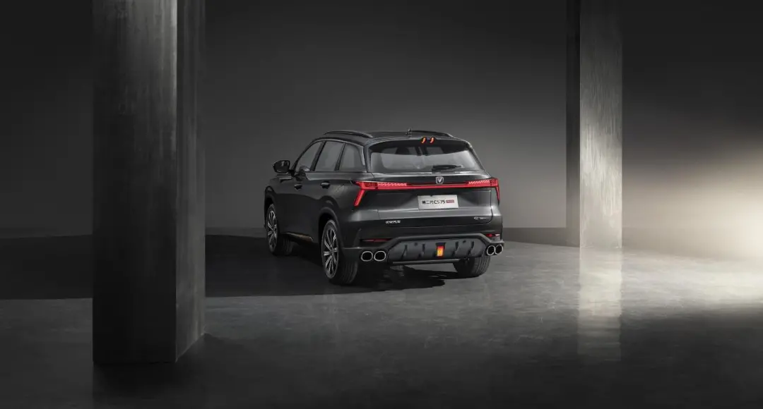 第二代CS75 PLUS来了，这是想要“三代同堂”销售？