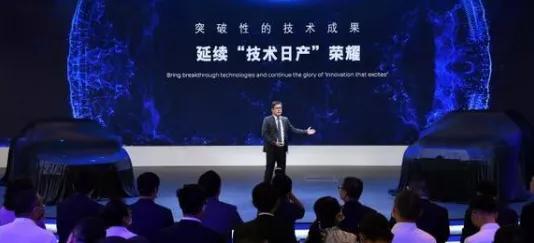 全新劲客：比“沙发”那是在欺负你，这次我们比谁更年轻