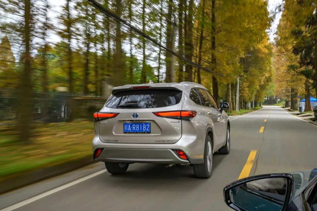 都说新汉兰达很省油，那最不省时油耗能有多高？