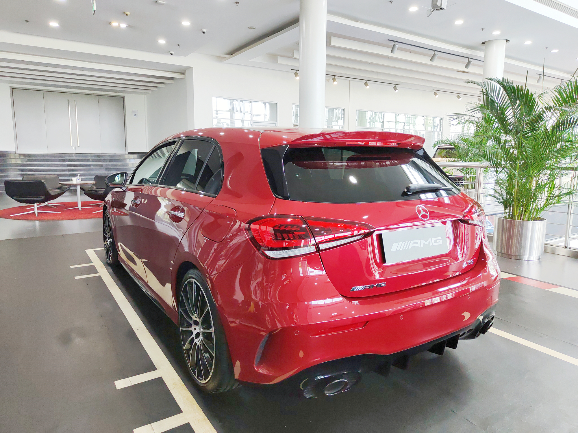 实拍AMG A 35，奔驰性能圈入场券到手了