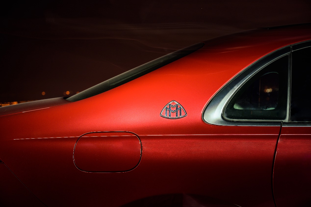 快来看，一台尊贵小汽车