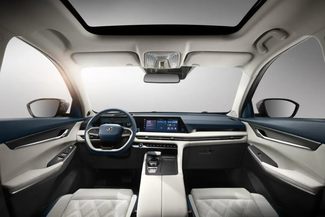 第二代CS75 PLUS来了，这是想要“三代同堂”销售？