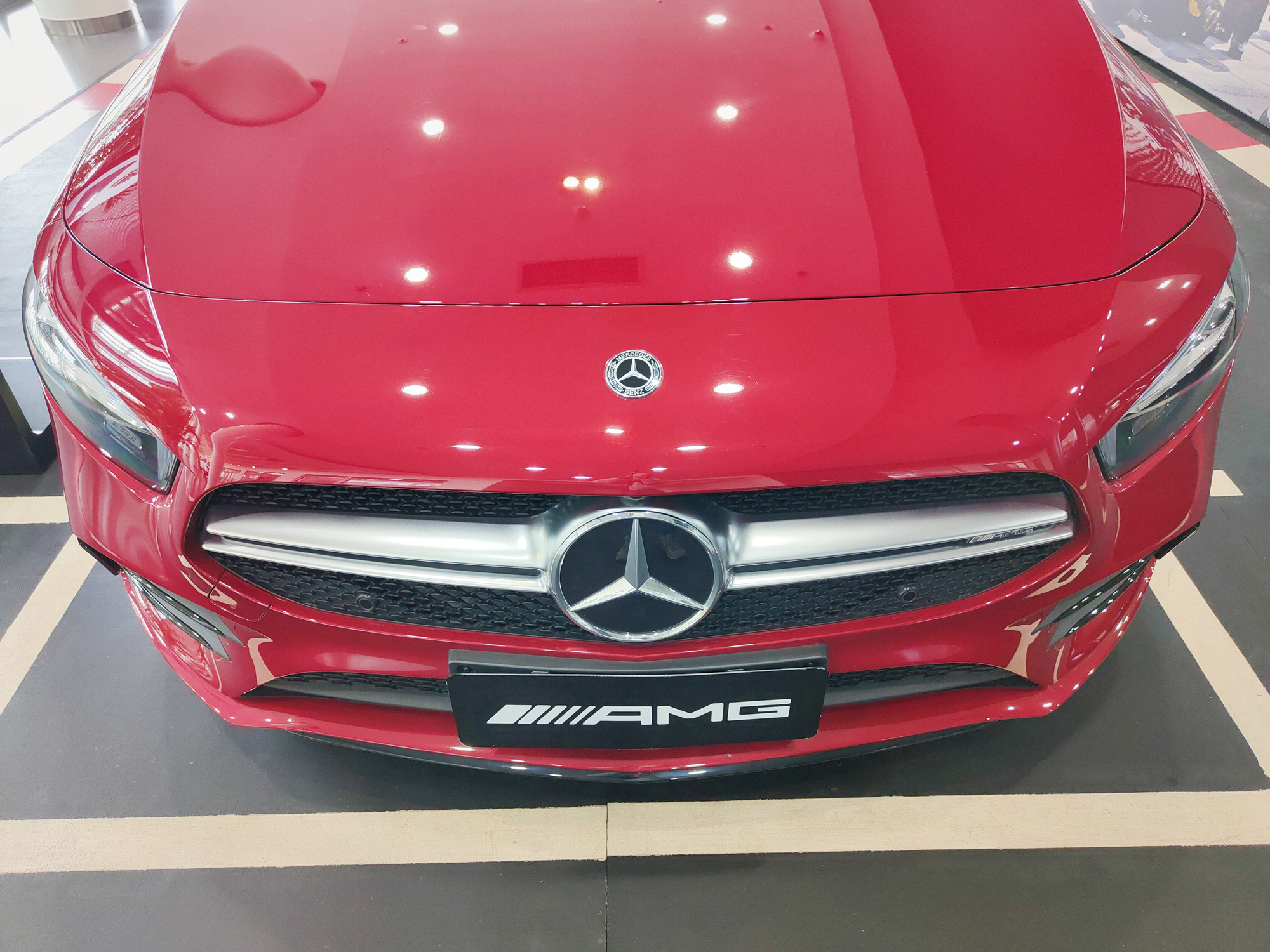 实拍AMG A 35，奔驰性能圈入场券到手了