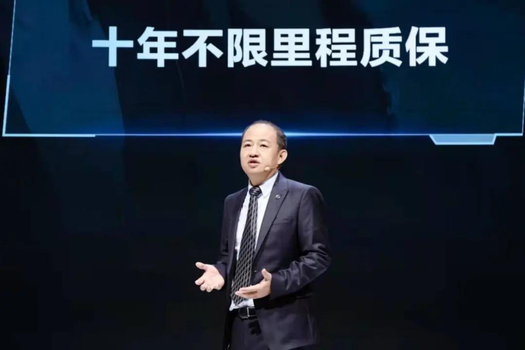 和丰田、本田混动相比，东风马赫动力MHD混动系统有何异同？