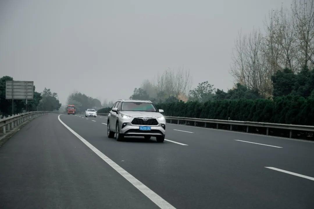 都说新汉兰达很省油，那最不省时油耗能有多高？