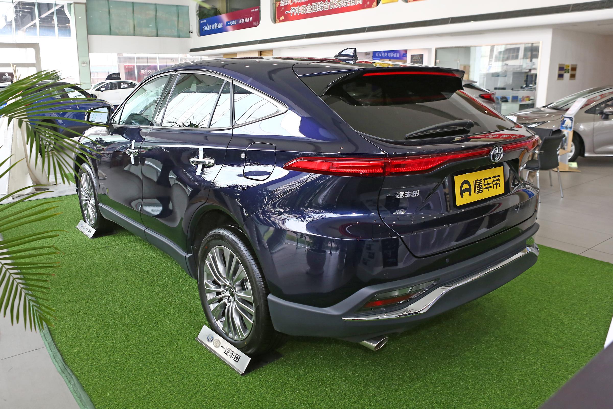 新车</p><p>　　2种动力可选，预售22万元起！一汽丰田凌放将于广州车展上市