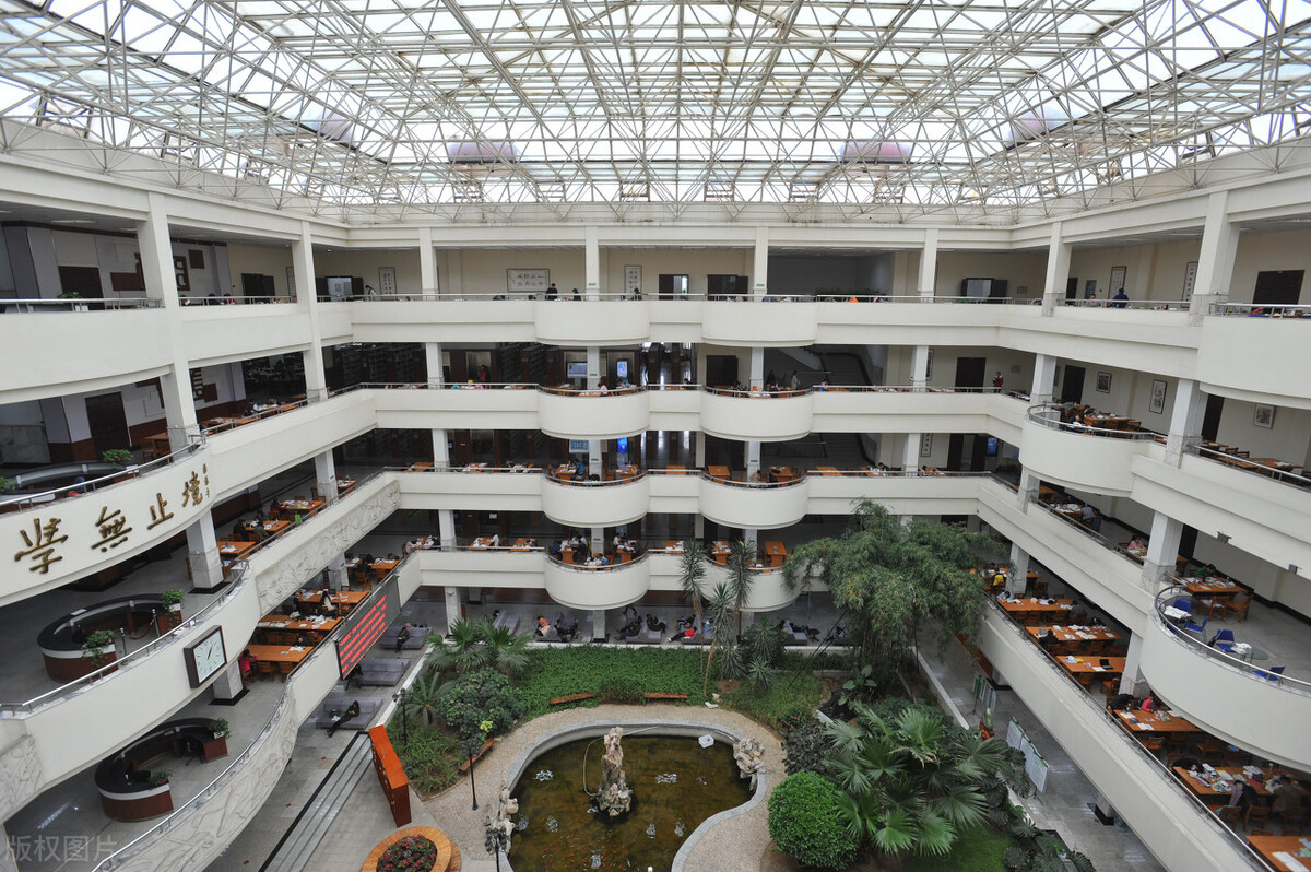 大类招生收分高吗？发展如何？选其4所开设大类招生的高校分析