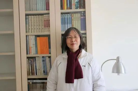 小学学历的小裁缝成为女作家，多次诺奖候选人，她的艰苦写作逆袭