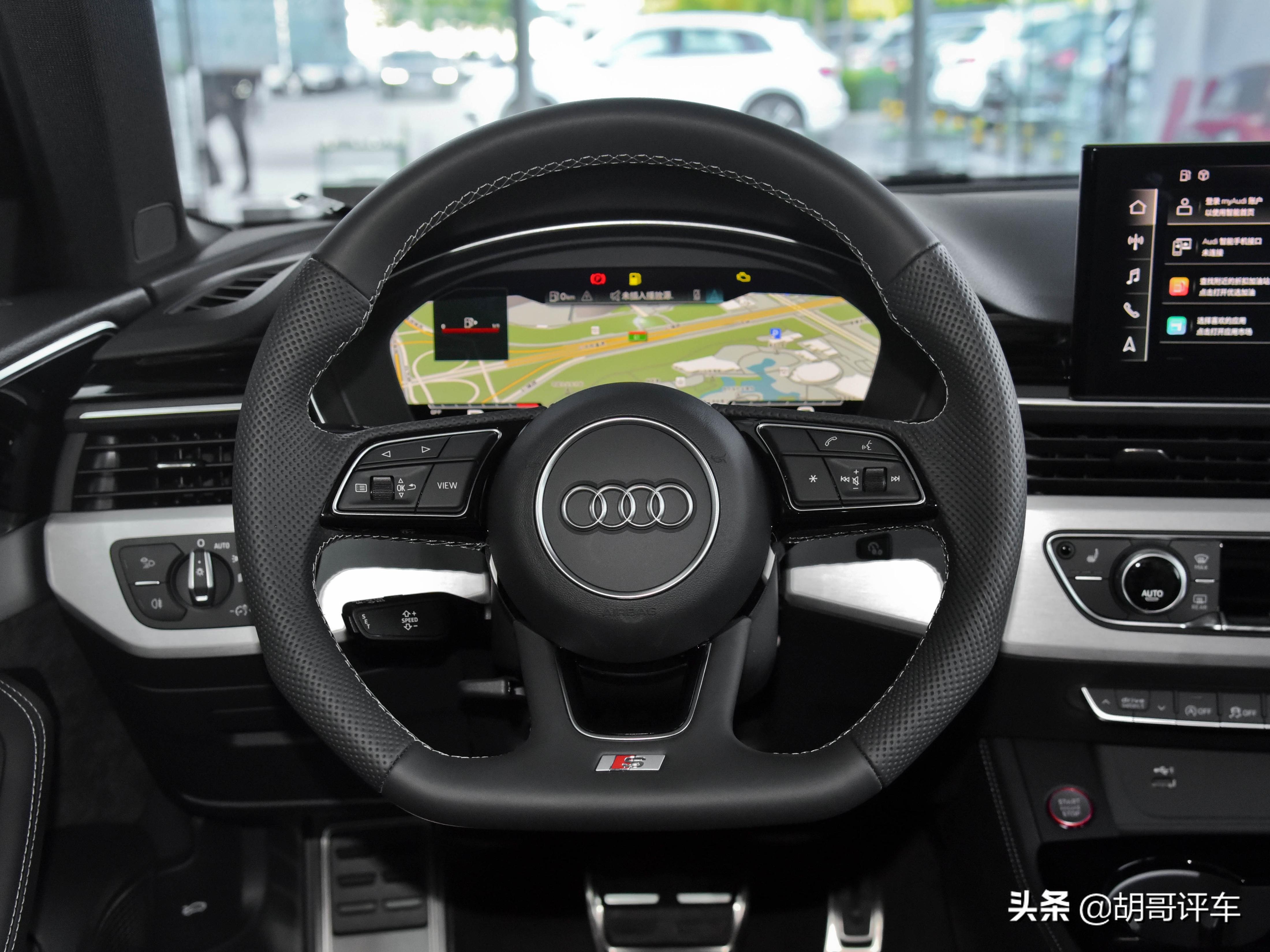 零百4.7s，外观时尚，动力凶猛，轴距超2米8，实拍奥迪S4