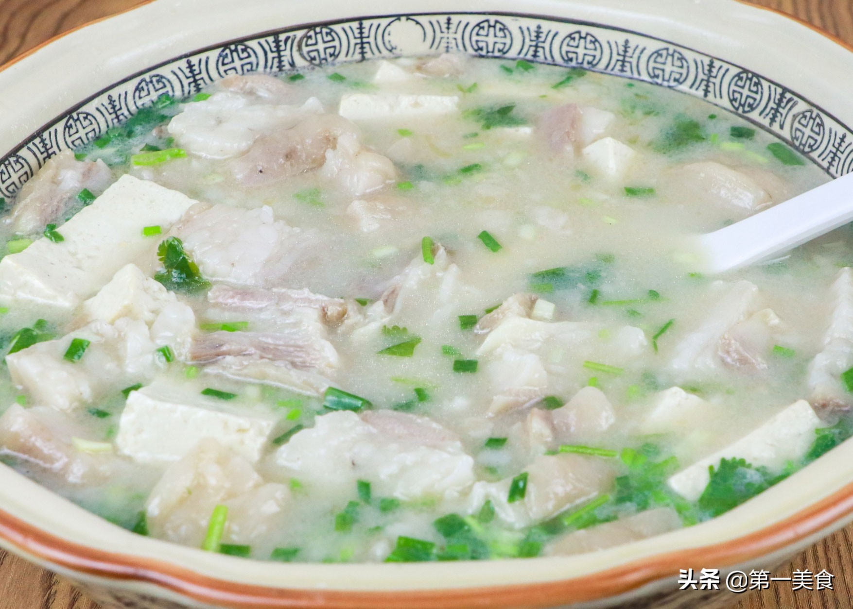 圖片[1]-【羊肉燉豆腐湯】做法步驟圖 益氣又驅寒 越吃越年輕-起舞食譜網