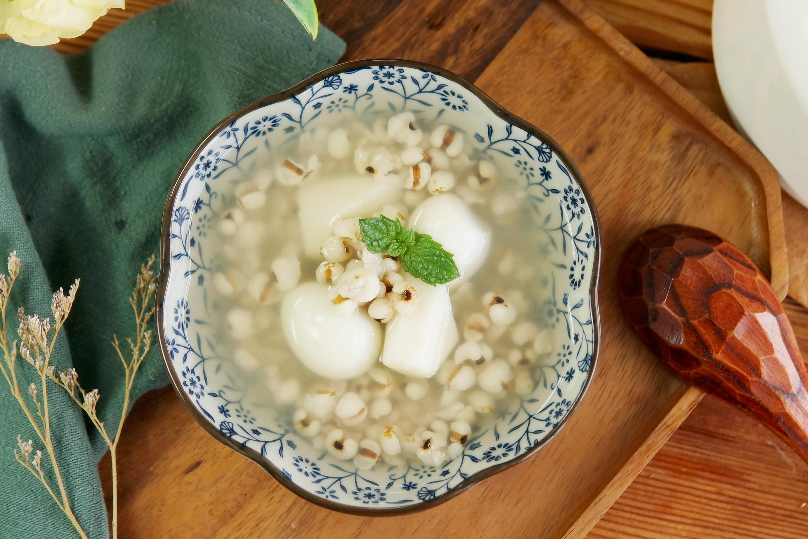 夏至养生吃什么夏至到的时候别忘了吃夏至七宝