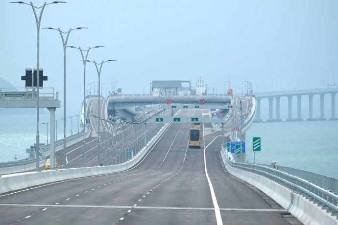 粵港兩地車牌能加大陸司機嗎？