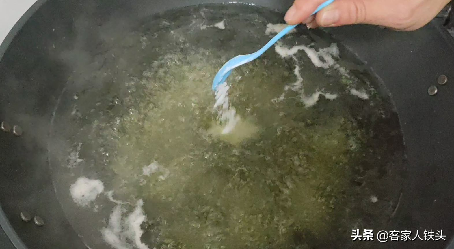 客家酸菜怎样做？教你2种家常做法，爽脆好吃，一次做10斤不够吃