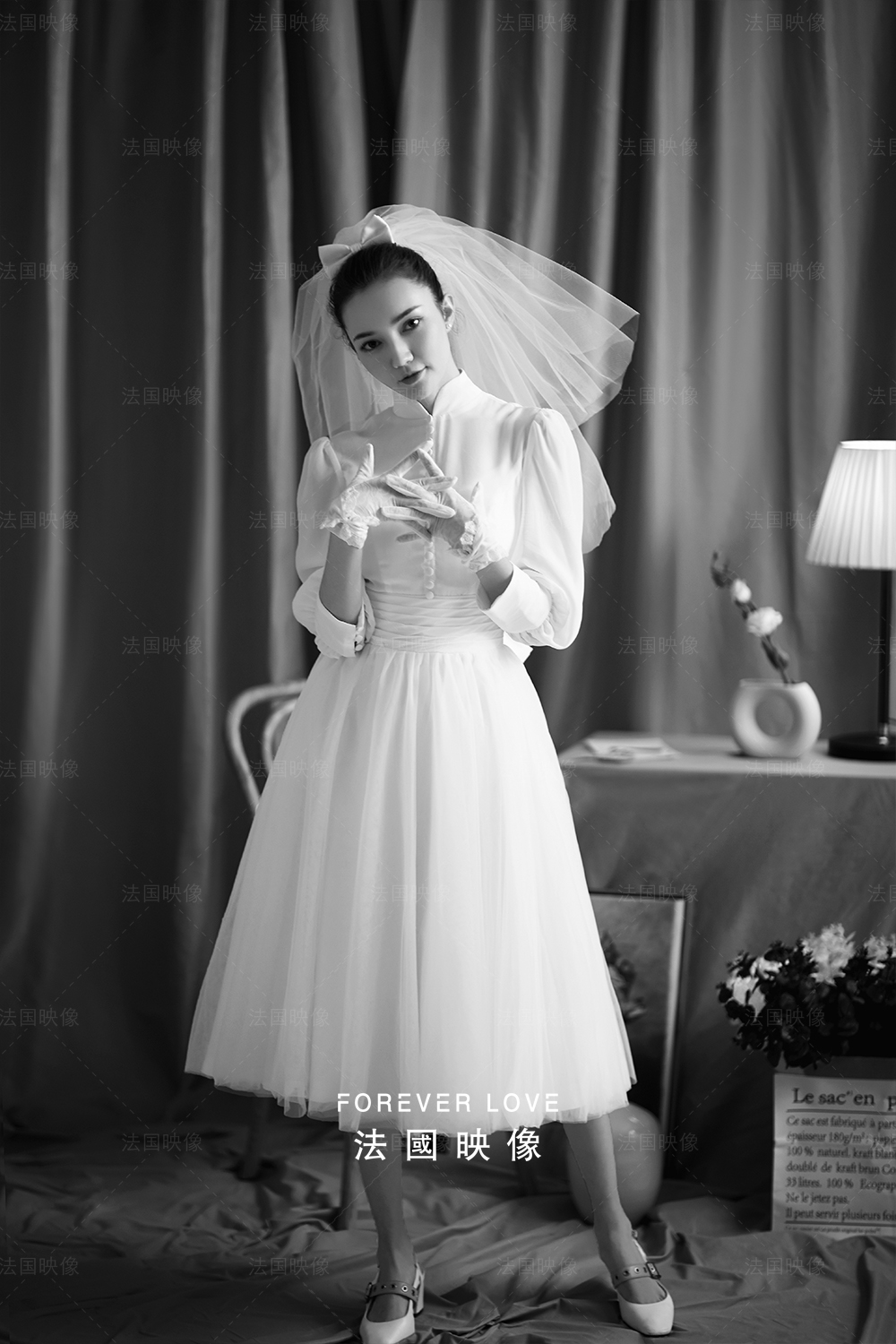 胸小的女生穿什麽樣的婚紗拍照好看？