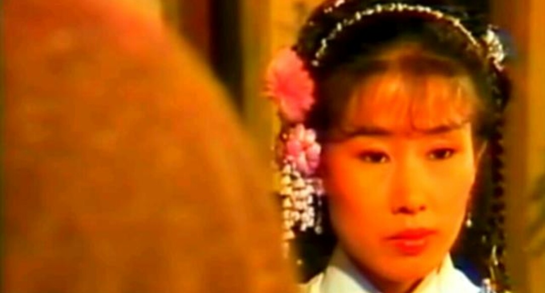 《新白娘子传奇》“李碧莲”，为爱退娱乐圈，今年过六十宣布复出