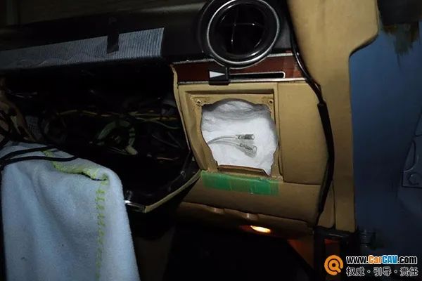 老爷车梅赛德斯奔驰SL500（R107），怎么改音响才好？