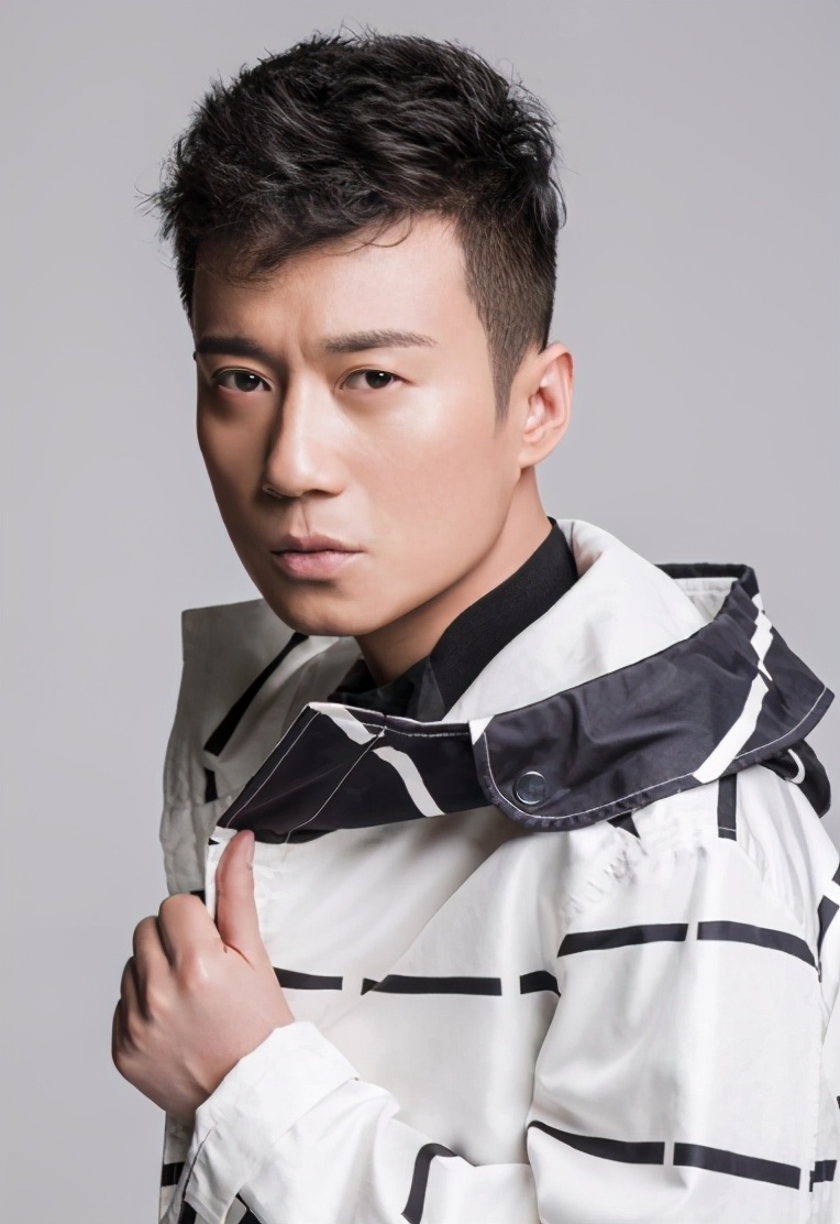 徐洪浩刘晓洁:戏中是父女,戏外是夫妻,两人结婚11年恩爱如初