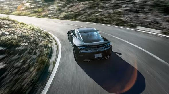 5.0L V8，全黑车身，雷克萨斯LC发新车，今年就能买