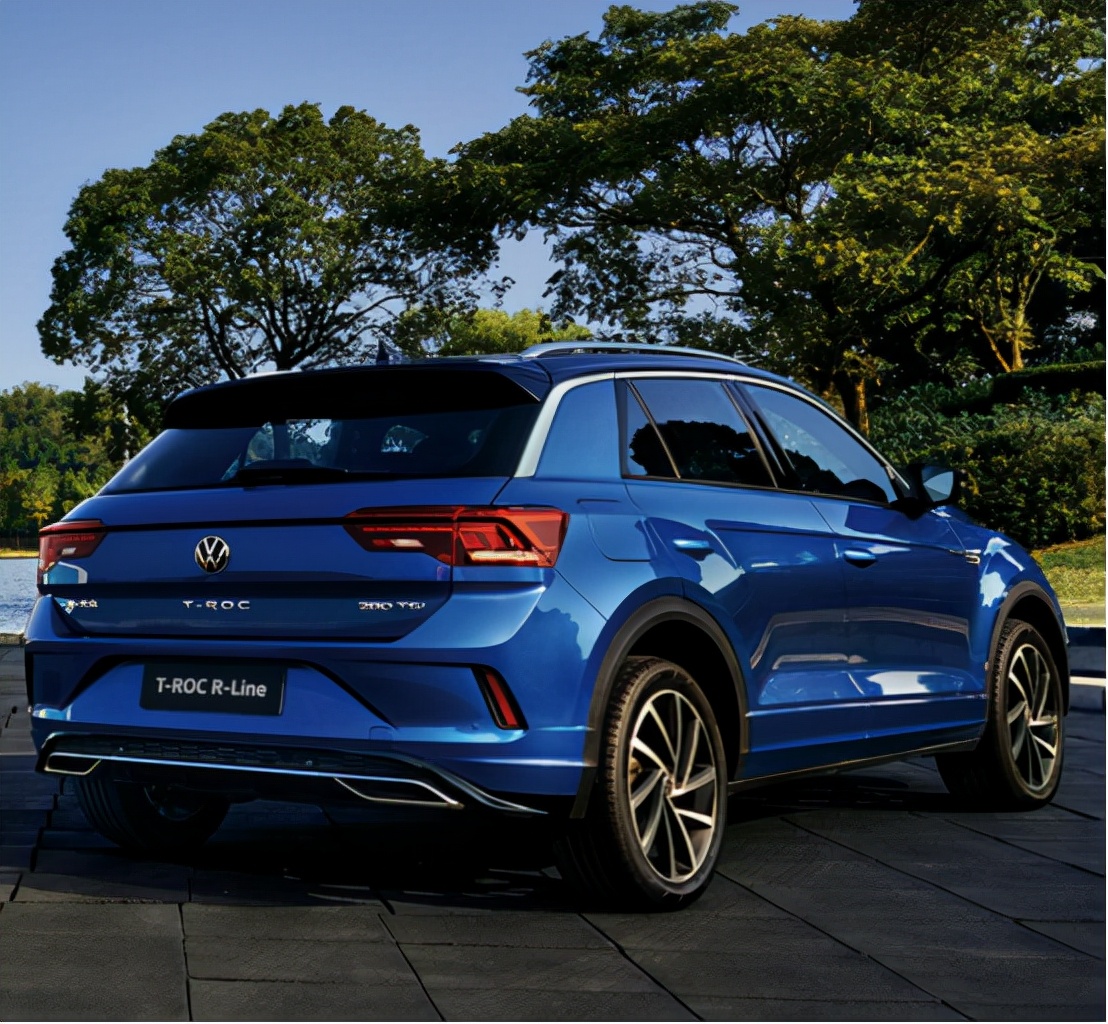 10万级紧凑型suv自主王牌瑞虎7plus吊打大众探歌