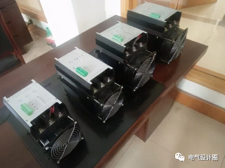 无功补偿分别有几种补偿方式？各自有哪些优点和缺点？