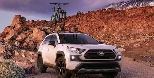 试驾丰田RAV4 TRD越野版，看完评价后你还会带它去越野吗？