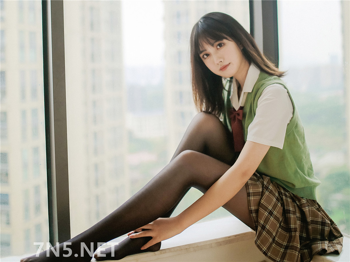 网络红人@念雪ww - 等你下课JK制服[38P1V-408MB]