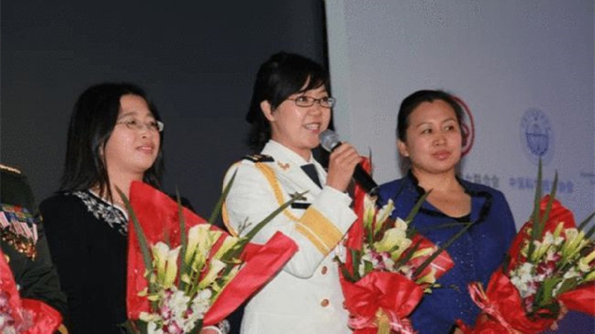 Ů��ѧ�Ҵ޶������з��������֡�����������������⣬�ػ��캣