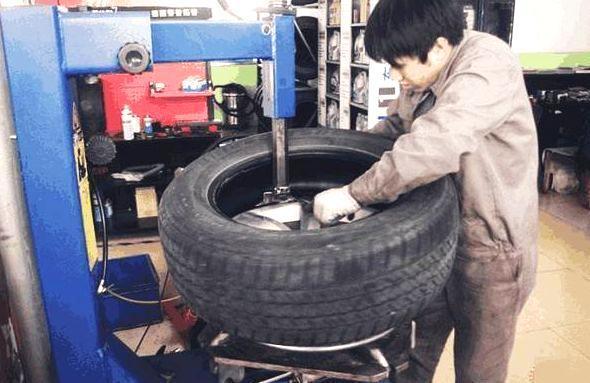 轮胎到底能用多久？内行人：理论上来说是这个数