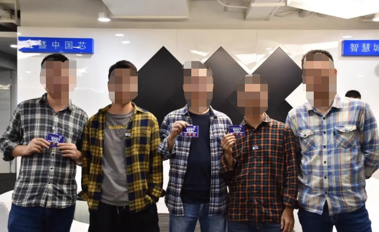 要嫁就嫁程序“猿”，看看别人家的1024程序员节